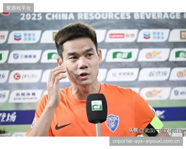 云南玉昆底线传中质量相当高，足球的精髓尽显